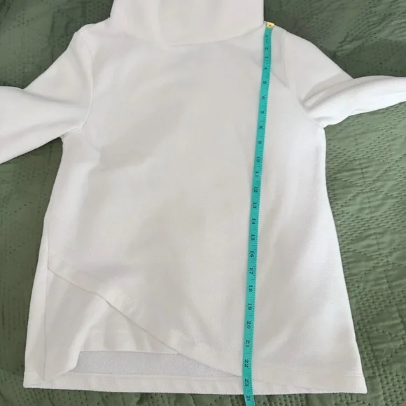 Dudley Stephens Park Slope Fleece | Chic Neutral Minimalist | Small - Picture 6 of 6